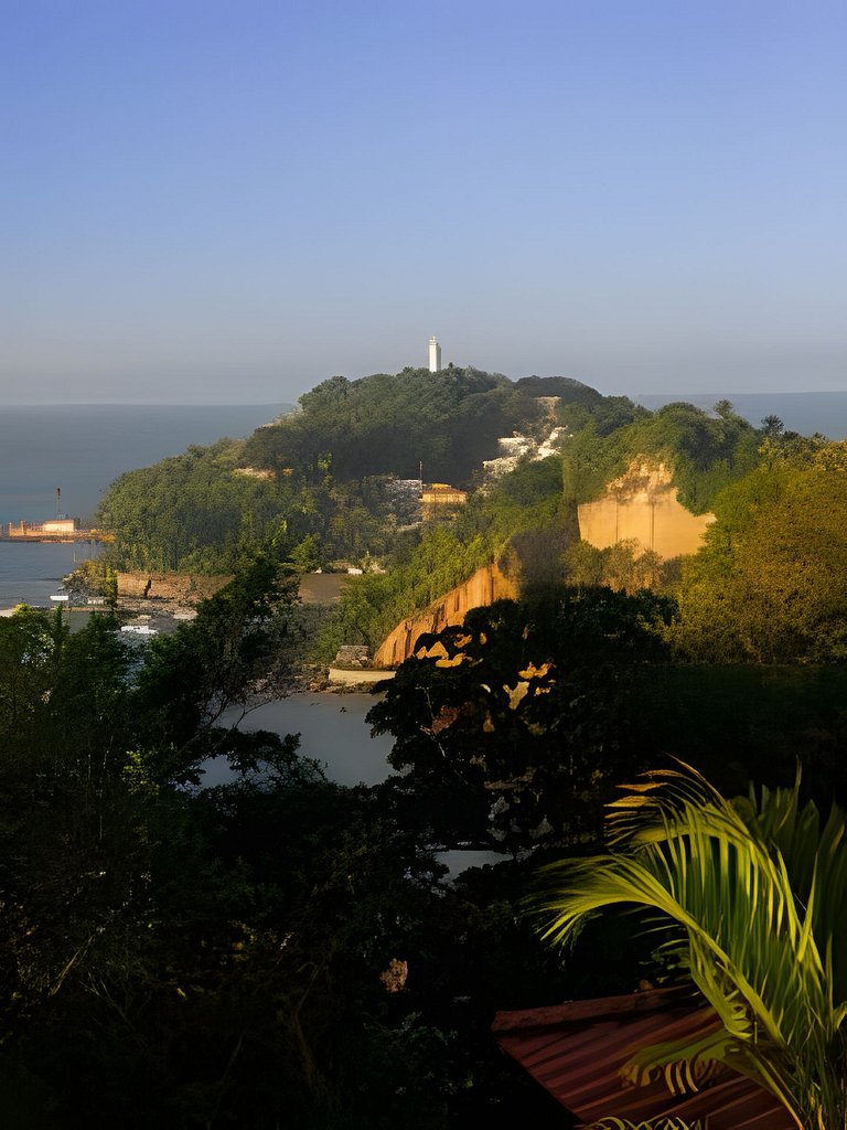 Postal do Farol 20min centro em Condomínio de Luxo