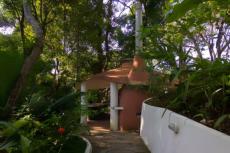 Postal do Farol 20min centro em Condomínio de Luxo