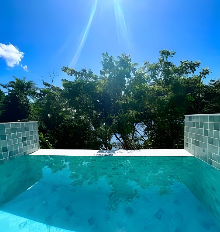 Mar Dá Liberdade 205 com Piscina Privativa