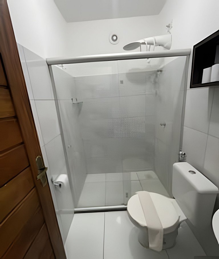 Buda Suites II 2ª Praia c/cozinha e s/vista