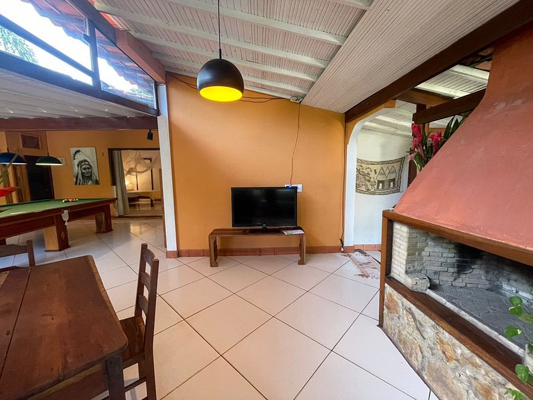 Casa Manga - Mesa de Sinuca e Jardim