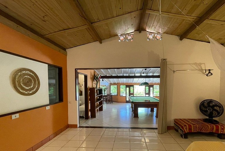 Casa Manga - Mesa de Sinuca e Jardim