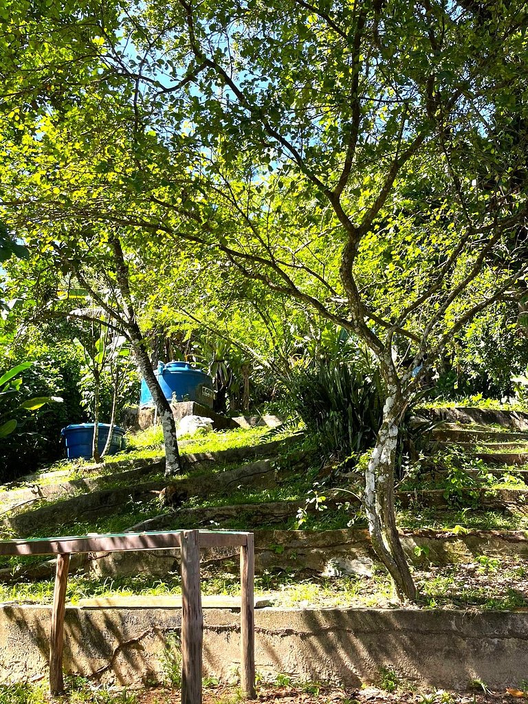 Vila Entreluas 02 - Chalé com área externa