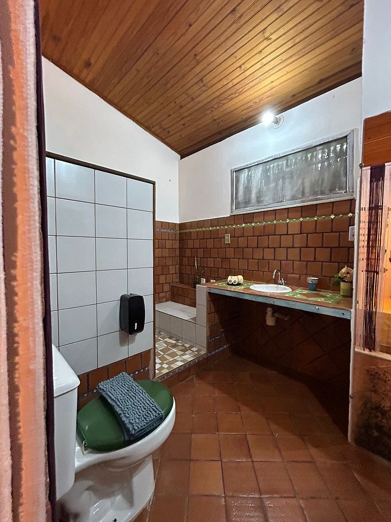 Vila Entreluas 04 - Chalé com cozinha