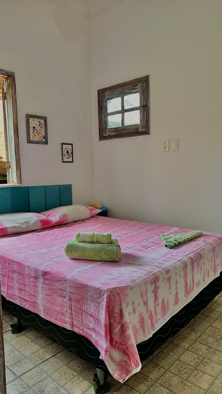 Vila Entreluas 03 - Chalé com terraço e cozinha