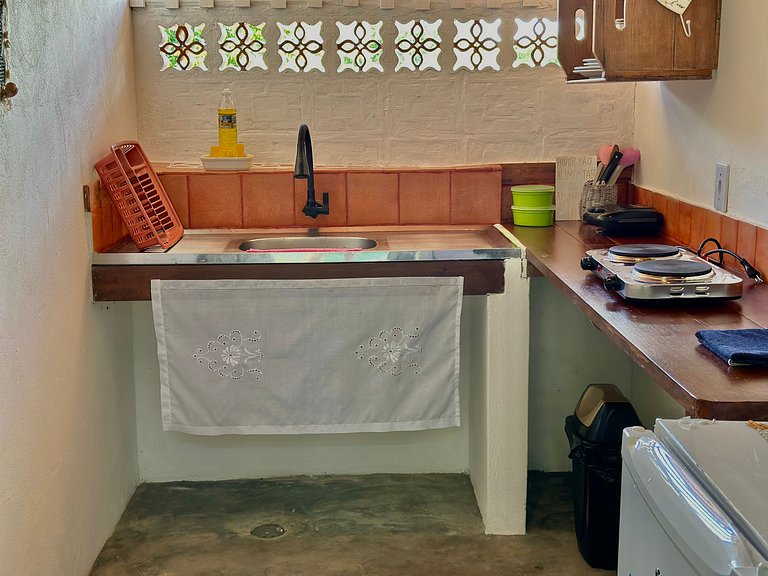 Vila Entreluas 03 - Chalé com terraço e cozinha