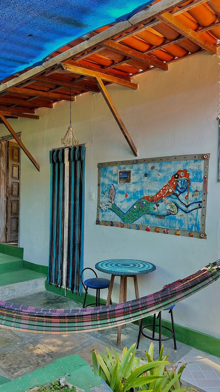Vila Entreluas 03 - Chalé com terraço e cozinha